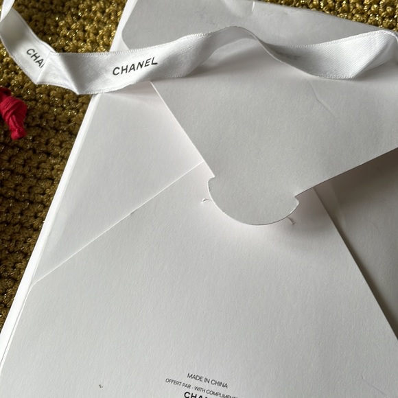 Red very pretty Chanel Pouch - Picture 7 of 7